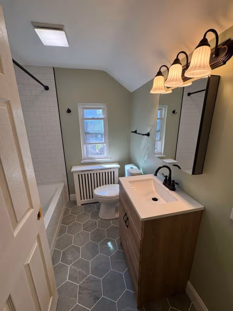 Dashbach, after: bathroom